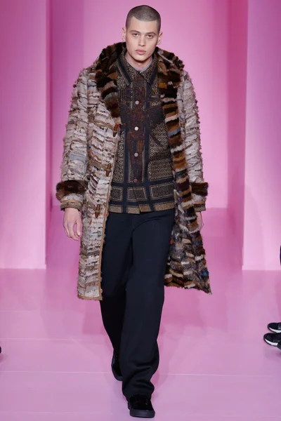 Look 20